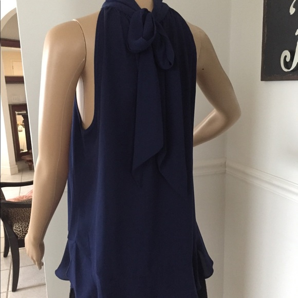 Sleeveless top with tie closure in back - size s - Picture 3 of 8